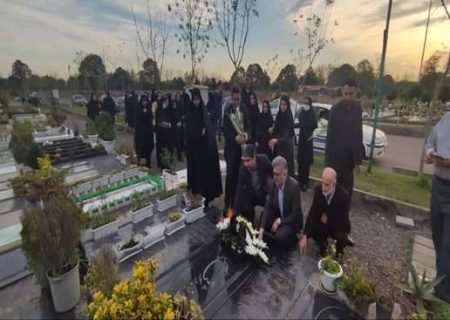 ادای احترام رئیس دانشگاه علوم پزشکی گیلان به شهدای مدافع سلامت