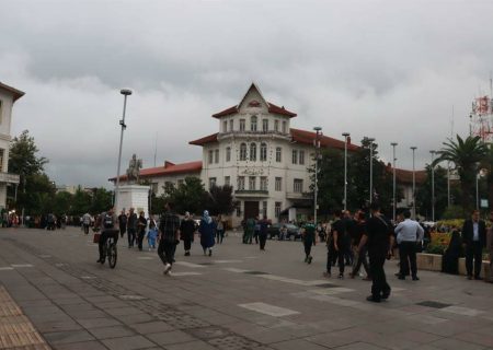 شهرداری رشت خبر بازشدن پیاده راه شهر به روی خودورهای شخصی و سواری را تکذیب کرد