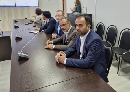 بازدید رئیس شورای اسلامی شهر و شهردار رشت از مرکز واحد کنترل عملیات آستراخان روسیه