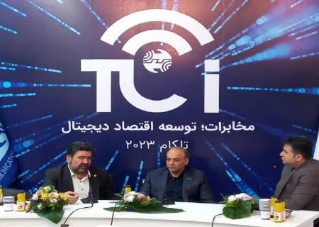 دکتر زارعیان ارتباط با شرکت های دانش بنیان از اهداف برگزاری نمایشگاه است