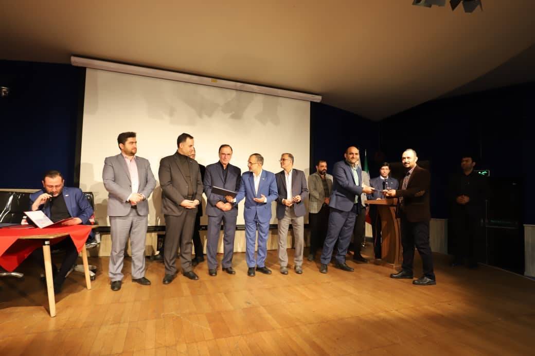 اختتامیه نخستین جشنواره رسانه ای عصر قلم برگزار شد