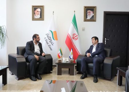 دیدار نماینده مردم بندر انزلی در مجلس شورای اسلامی با مدیرعامل سازمان منطقه آزاد انزلی