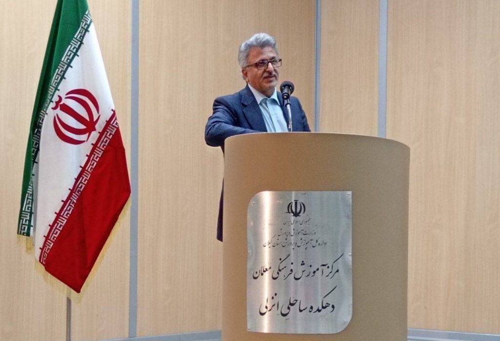 «کاهش جمعیت، سالمندی و خودکشی» از عوامل اجتماعی مؤثر بر سلامت هستند