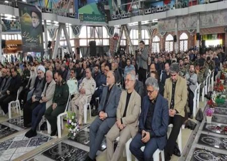 حضور رئیس دانشگاه علوم پزشکی گیلان در مراسم بزرگداشت مقام رئیس جمهور شهید و همراهان در گلزار شهدای رشت