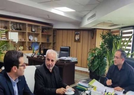 نشست معاون توسعه مدیریت، منابع و برنامه ریزی دانشگاه با معاون توسعه مدیریت و منابع و مدیرکل دفتر منابع توسعه فیزیکی وامور عمرانی وزارت بهداشت