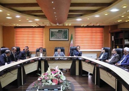 برگزاری نشست مشترک رییس، اعضای شورای اسلامی و شهردار رشت با مسئول بسیج اصناف استان گیلان