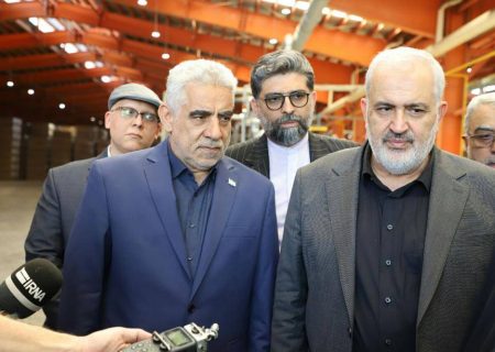 افتتاح یک واحد تولیدی با حضور وزیر صمت و استاندار گیلان در رشت