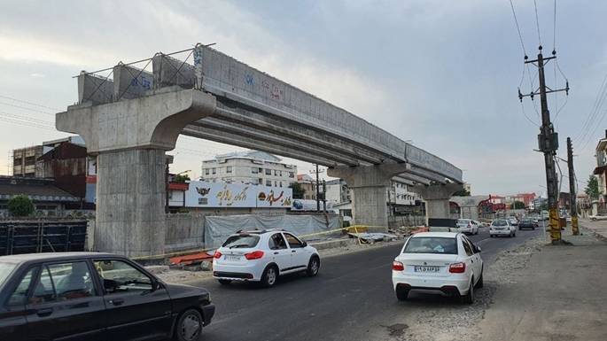 آغاز نصب اولین تیرهای پل، پیشرفت تقاطع غیر همسطح شهید حق بین حمیدیان رشت به ۴۴ درصد رسید