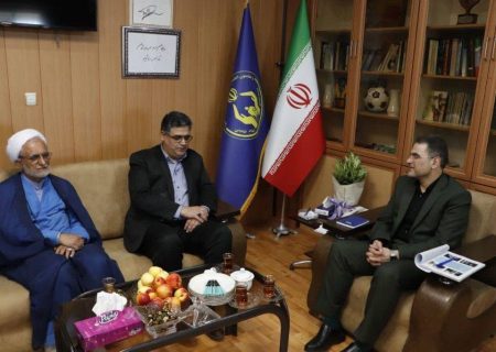 دیدار و گفتگوی مدیرکل بنیاد مسکن انقلاب اسلامی گیلان با مدیرکل کمیته امداد در راستای تفاهم‌نامه همکاری فی‌مابین در خصوص ساخت مسکن برای مددجویان