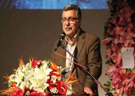 پیام تبریک دکتر آشوبی در پی انتصاب دکتر ظفرقندی به عنوان وزیر بهداشت، درمان و آموزش پزشکی