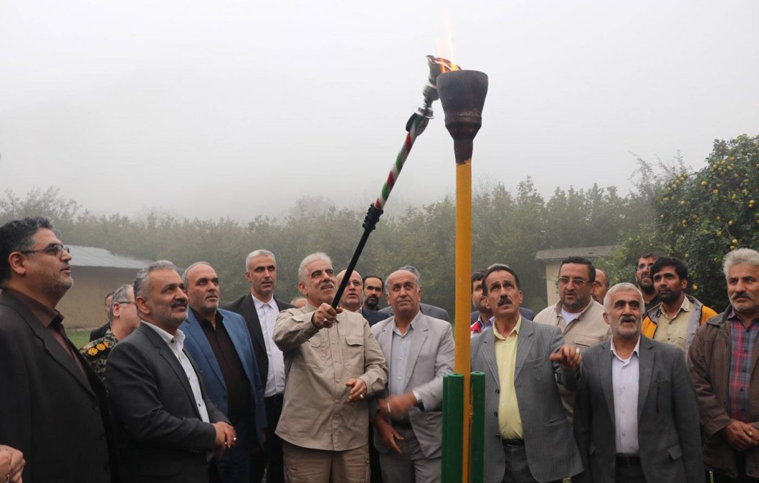 مشعل گاز در ارتفاعات املش روشن شد