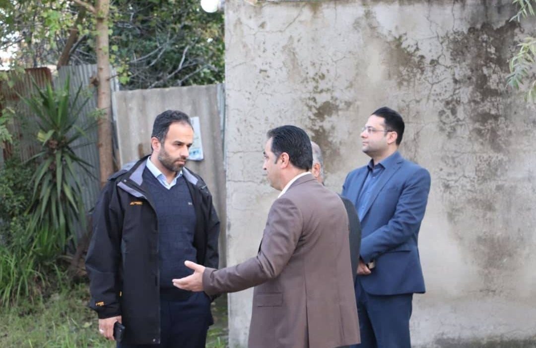 لزوم اخطار به پیمانکار و پیگیری نسبت به بهسازی و اصلاح روکش آسفالت محله کوی حسینی رشت
