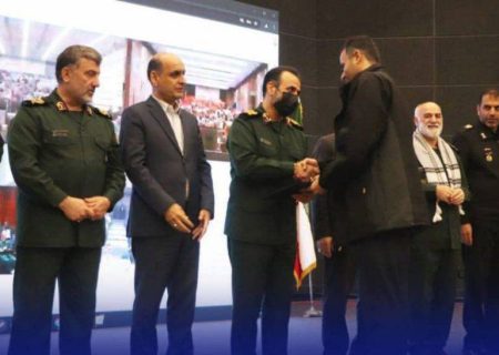 از شهردار رشت در آیین بهره‌برداری از فاز نخست باغ‌موزه دفاع مقدس گیلان تقدیر شد