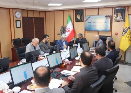 جلسه بررسی و ارائه راهکار برای رفع مشکل نفت سفید خانوارهای روستایی برگزار شد
