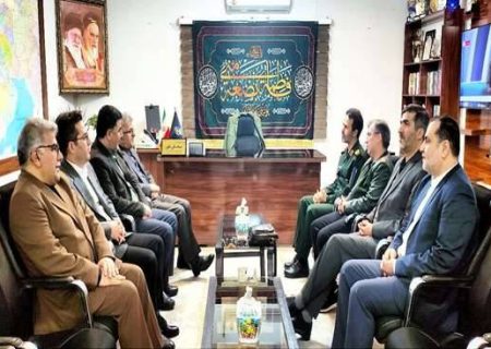 نشست رئیس دانشگاه علوم پزشکی گیلان با فرمانده لشکر عملیاتی ۱۶ قدس سپاه