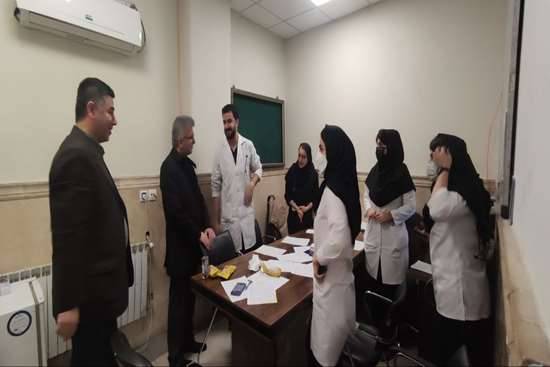 بازدید شبانه رئیس دانشگاه علوم پزشکی گیلان از خوابگاه دانشجویان تا پاویون دستیاران