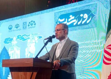 ناوگان تاکسی رانی نیازمند نوسازی/ بیمه دغدغه رانندگان تاکسی/ بهره مندی از ظرفیت های منطقه آزاد انزلی جهت نوسازی ناوگان تاکسی رانی/ افزایش تعداد اتوبوس های درون شهری رشت