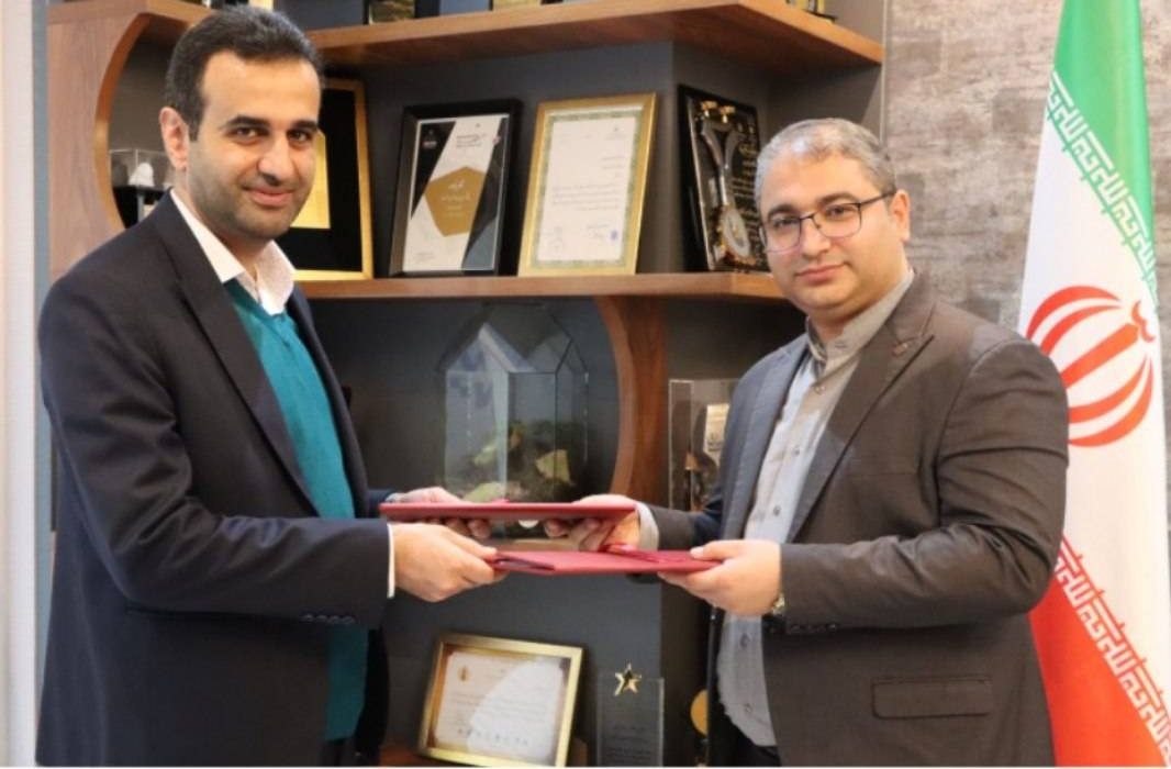 اجرای الگوی بومی همکاری صنعت با دانشگاه یکی از ظرفیتهای شتاب بخشیدن به توسعه استان می‌باشد