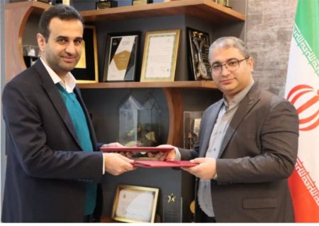 اجرای الگوی بومی همکاری صنعت با دانشگاه یکی از ظرفیتهای شتاب بخشیدن به توسعه استان می‌باشد