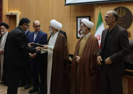 بنیاد مسکن انقلاب اسلامی گیلان تقدیر ویژه در ترویج و توسعه فرهنگ اقامه نماز