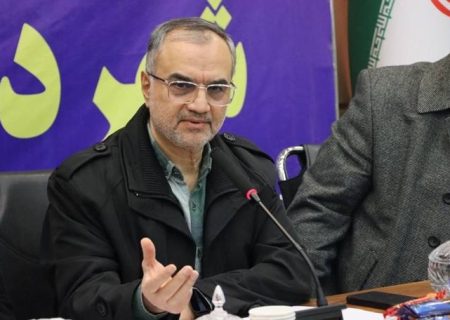 آمادگی تجهیزات و نیروی انسانی به منظور ارائه خدمت به شهروندان در روزهای برفی راننده های جایگزین برای فعالیت خودروهای برف روب پاکسازی معابر اصلی و فرعی رشت خدمات رسانی مداوم و رایگان اتوبوس های درون شهری در روزهای بارش برف