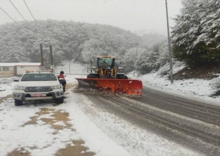 برف روبی بیش از۶ میلیون متر مکعبی محورهای گیلان