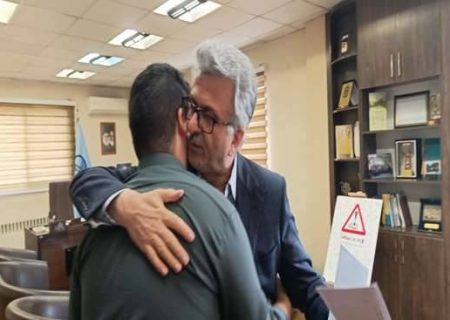 تجلیل رئیس دانشگاه علوم پزشکی گیلان از کارگران شاغل در نظام سلامت