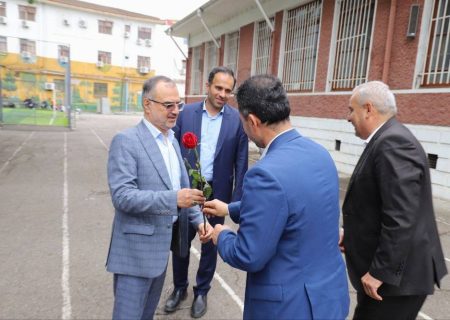 کارگرنیا رئیس شورای اسلامی شهر رشت: دبیرستان شهید بهشتی شناسنامه رشت / نگاه حمایتی شورا نسبت به مدرسه ماندگار رشت