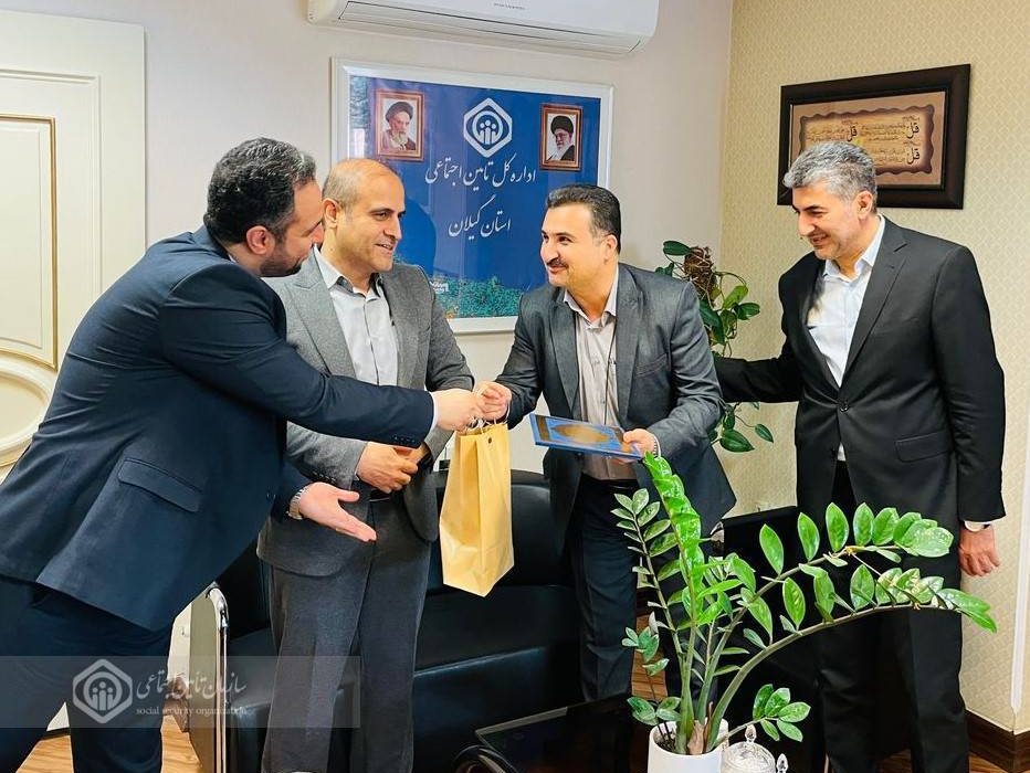 ترغیب ، اقناع ، تلاش برای درک مشترک ، تقویت اعتمادسازی و تنویر افکار عمومی از کارکردهای روابط عمومی ها است