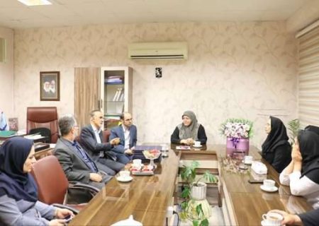 بازدید معاون درمان دانشگاه علوم پزشکی گیلان با همراهی مدیرکل بیمه سلامت استان از مرکز آموزشی درمانی الزهرا(س)