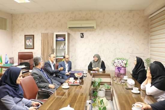 بازدید معاون درمان دانشگاه علوم پزشکی گیلان با همراهی مدیرکل بیمه سلامت استان از مرکز آموزشی درمانی الزهرا(س)