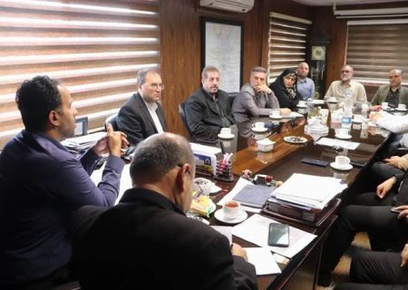 مدارس، مساجد و زیارتگاه‌ها آماده اسکان اضطراری مسافران/رئیس ستاد بازسازی عتبات عالیات گیلان:آمادگی موکب های استان برای اسکان اضطراری و مدیریت بحران/رئیس شورای اسلامی:ملت ایران همواره در برابر استکبار جهانی ایستاده است/شهردار رشت:آمادگی رشت برای اسکان اضطراری مسافران در موج دوم ورود به رشت