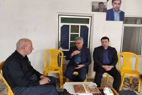 ابراز همدردی رئیس دانشگاه علوم پزشکی گیلان با نماینده رشت در سوگ پدر