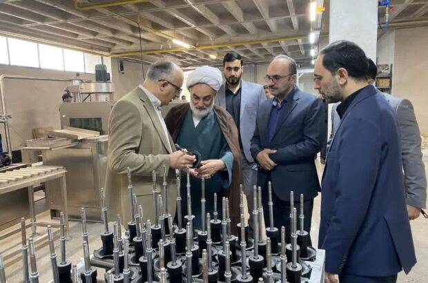 بازدید آیتالله فلاحتی و مهندس صابر از واحدهای صنعتی شهرک سفیدرود رشت/ تأکید بر جایگاه راهبردی صنعت گیلان در شرایط حساس کشور