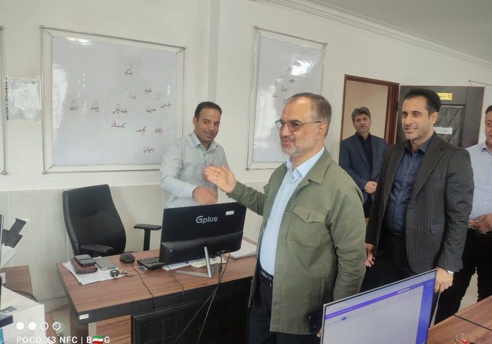 ممیزی املاک منطقه چهار، گامی موثر در توسعه متوازن شهری/ همراهی شهروندان در اجرای پروژه ها سرمایه بزرگ اجتماعی است