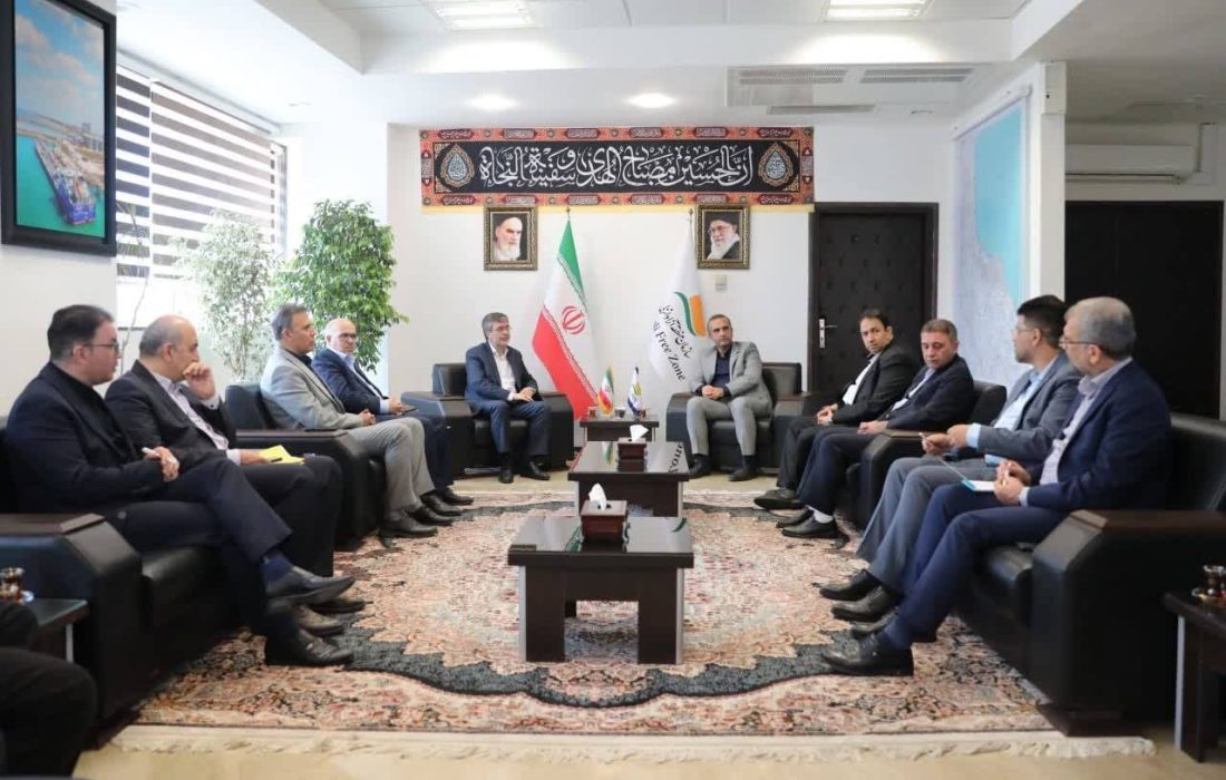 بازدید مشترك مدیرعامل بیمه ایران و مدیرعامل منطقه آزاد انزلی از مجتمع ونوس