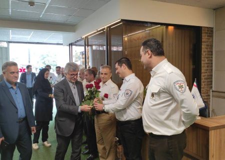 تقدیر از مدافعان خط مقدم سلامت گیلان در آستانه پنجاهمین سال تأسیس اورژانس