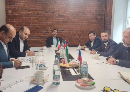 دیدار استاندار گیلان با رئیس آژانس همکاری‌های روسیه و تأکید بر گسترش تعاملات علمی و فرهنگی