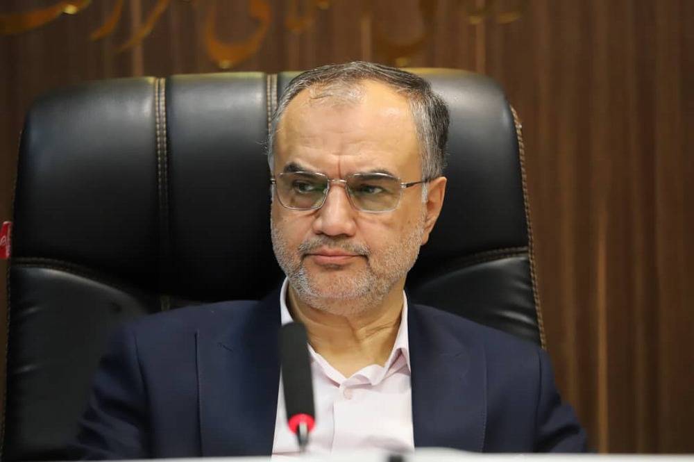 هفته دفاع مقدس، یادآور غیرت، ایمان و ایثار ملت ایران است / ریختن آسفالت بر روی منهول های فاضلاب/ واگذاری پارکها به بخش خصوصی/ تقدیر از برگزار کنندگان دومین کنگره هشت هزار شهید گیلان