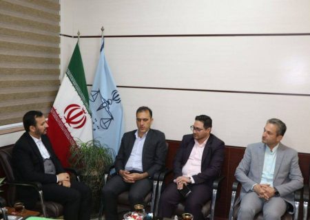 حمایت قاطع دستگاه قضایی از تولید؛ دیدار مدیرعامل سیمان خزر با رئیس دادگستری رودبار