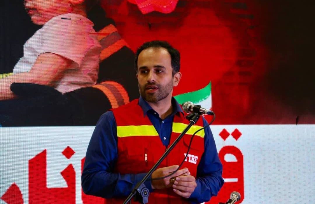 آتش نشانان ثابت کرده اند که خدمت به مردم و صیانت از امنیت و آرامش جامعه برایشان بالاترین اولویت است