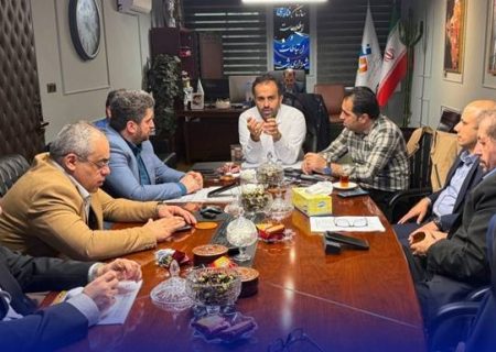 لزوم حضور میدانی و آماده‌باش مدیران مناطق پنج‌گانه در فصل بارش _ آماده سازی ماشین آلات و تجهیزات لجستیکی شهرداری در مقابله با بارش های پاییزی _ ضرورت شناسایی نقاط حادثه‌خیز و آبگیر به منظور تسریع در خدمت رسانی به شهروندان