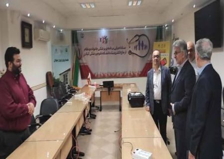 بازدید رئیس دانشگاه علوم پزشکی گیلان از محل برگزاری انتخابات نظام‌پزشکی شهرستان رشت