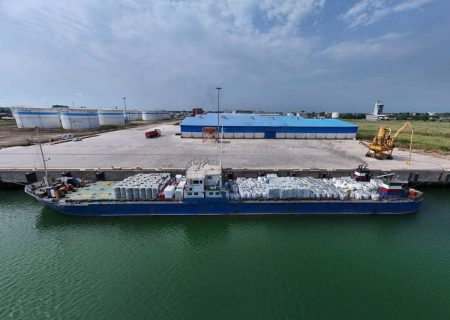 رشد ۵۶ درصدی پهلودهی كشتی‌ها در بندر كاسپین / تقویت نقش ایران در تجارت دریای خزر