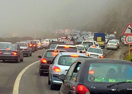 ترافیک در محور سراوان-امامزاده هاشم گیلان به ۱۰ کیلومتر رسید