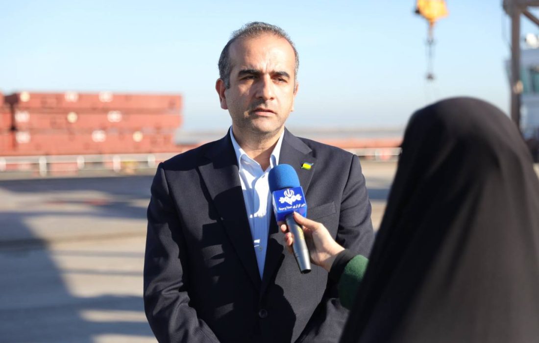 واردات بیش از ۸۴۰ هزار تن نهاده دامی از بنادر كاسپین و انزلی