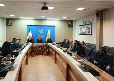 تقدیرمدیرکل پست گیلان از تلاش‌های دفاتر پیشخوان شهرستان رشت در دوران جنگ تحمیلی و تاکید بر برنامه‌ریزی دقیق در راستای ارائه خدمات پستی به شهروندان