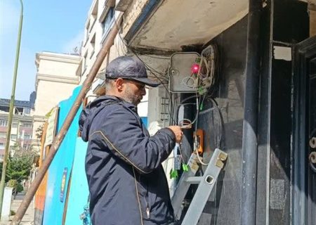 اجرای عملیات بهسازی شبکه فیبرنوری خیابان ۱۷۸ بلوار گیلان در مرکز شهید محبی رشت