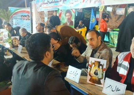 همزمان با چهلمین شب ایستادگی، میز خدمت خیابانی اداره مخابرات شهرستان خمام