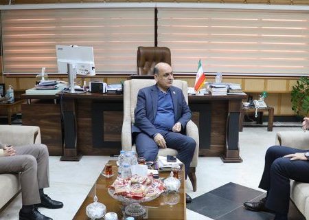 دیدار مدیرعامل سازمان بنادر و دریانوردی با استاندار گیلان/ ضرورت ارتقای ظرفیت بنادر گیلان برای ایفای نقش محوری در کریدور شمال – جنوب